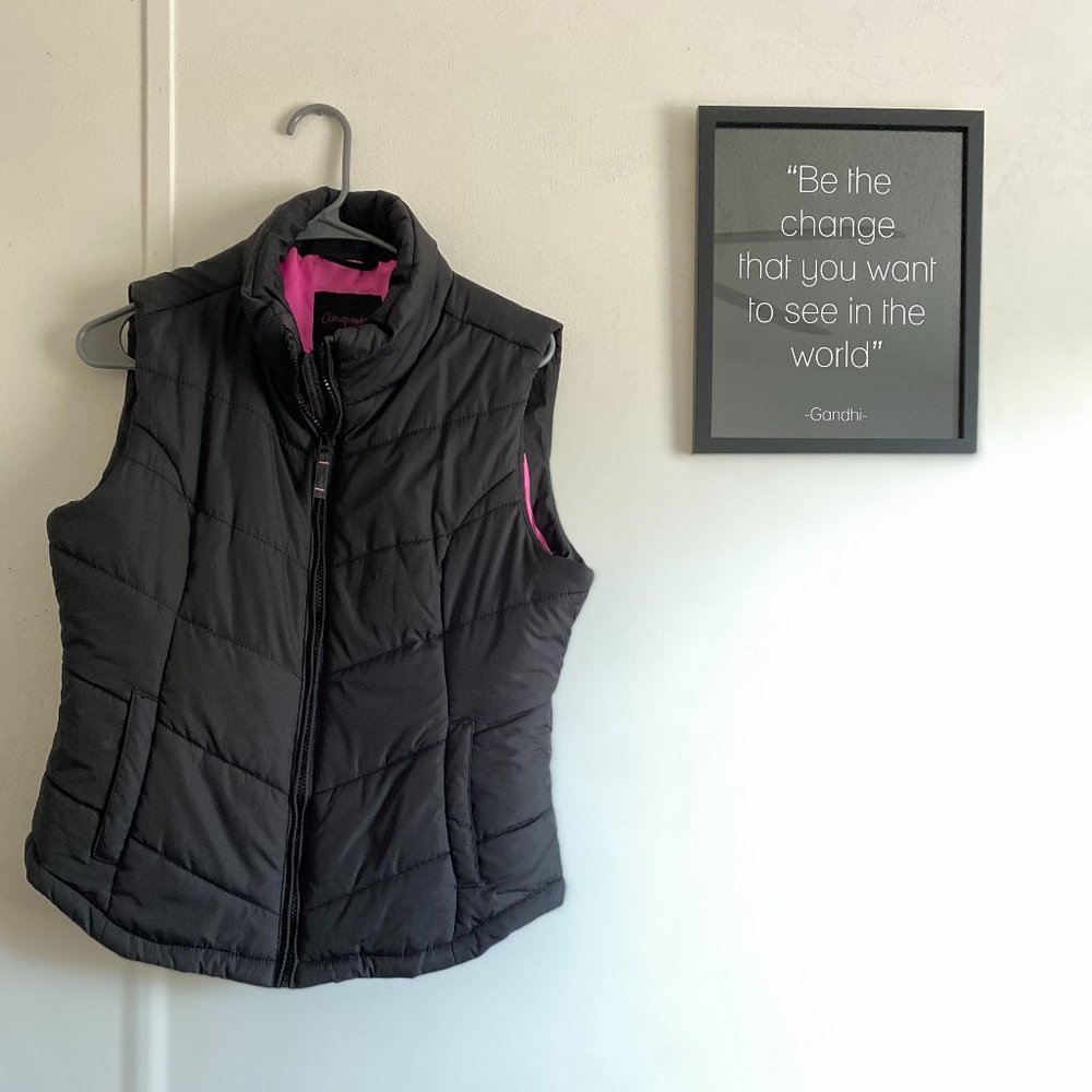 Aeropostale Puffy Vest (L)